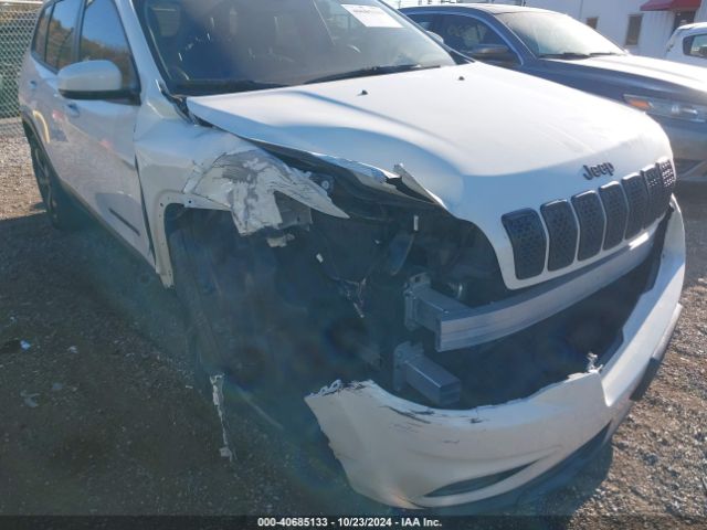 1C4PJMLB7KD437053 Jeep Cherokee Altitude 4x4