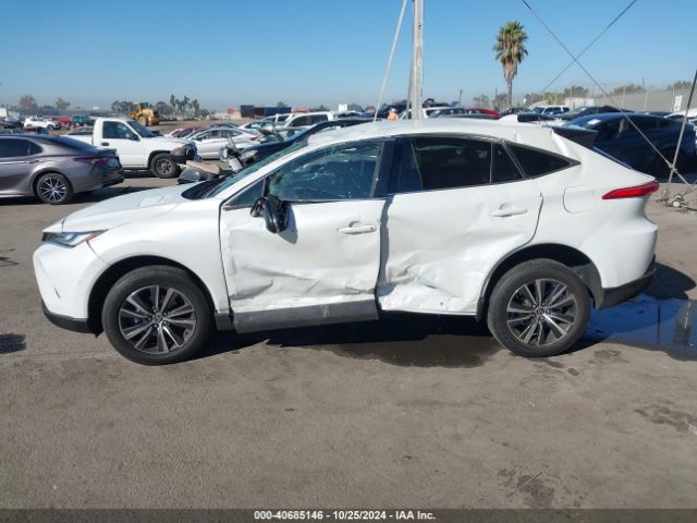 JTEAAAAH0PJ127438 Toyota VENZA LE