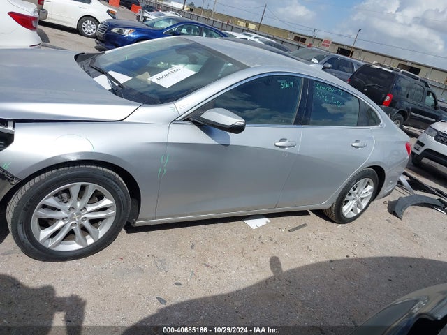 Chevrolet MALIBU LT 2018 1G1ZD5ST5JF269893 Image 15