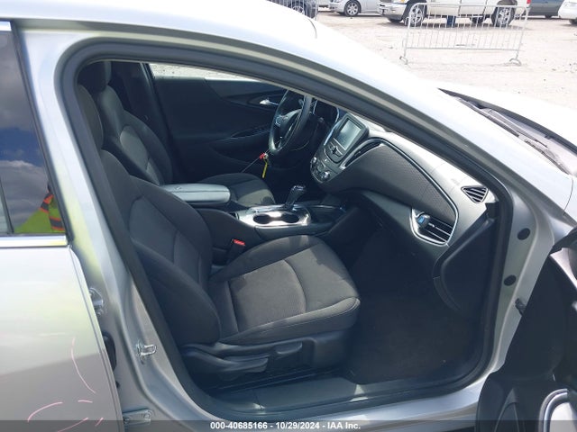 Chevrolet MALIBU LT 2018 1G1ZD5ST5JF269893 Image 5