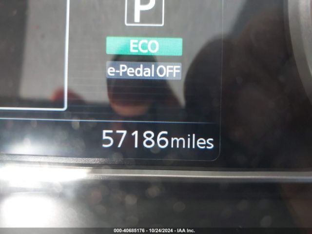 1N4AZ1CP4JC311543 Nissan Leaf Sl