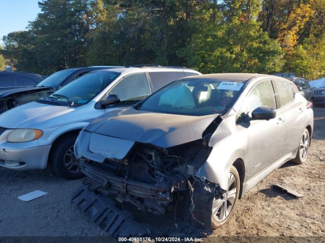1N4AZ1CP4JC311543 Nissan Leaf Sl