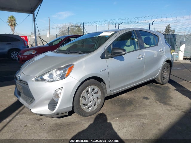 JTDKDTB3XG1136355 Toyota Prius C One
