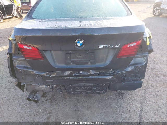 WBAXA5C59FD691687 BMW 535d
