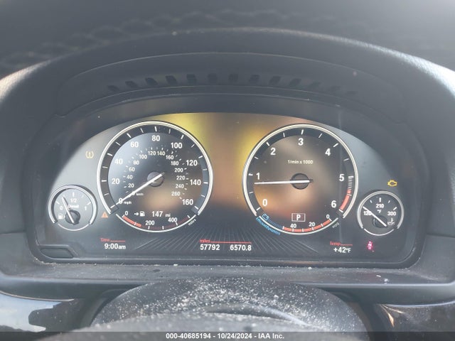 WBAXA5C59FD691687 BMW 535d