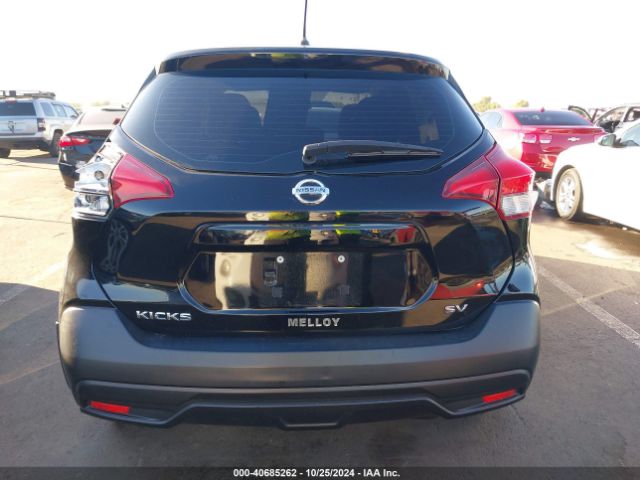 3N1CP5CU2JL512953 Nissan KICKS SV