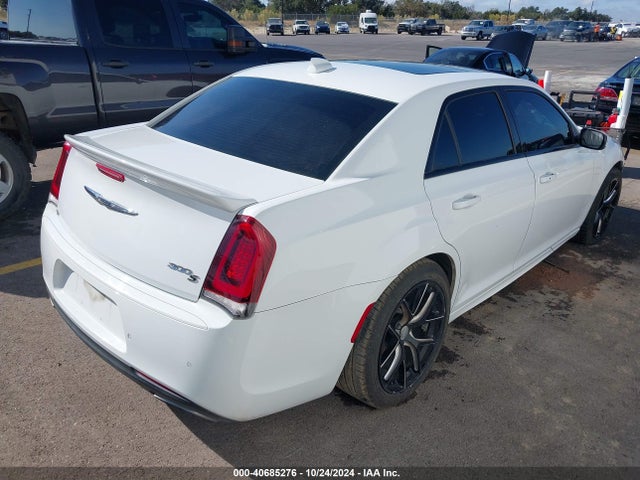 2C3CCABT8HH541679 Chrysler 300 300s
