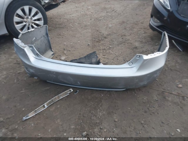 40685300 :رقم المزاد ، 1HGCR2F81DA077392 vin ، 2013 Honda Accord Ex-l مزاد بيع