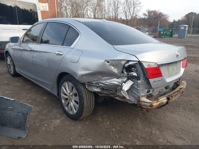 40685300 :رقم المزاد ، 1HGCR2F81DA077392 vin ، 2013 Honda Accord Ex-l مزاد بيع