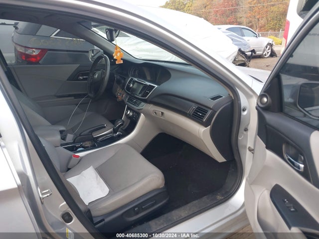 40685300 :رقم المزاد ، 1HGCR2F81DA077392 vin ، 2013 Honda Accord Ex-l مزاد بيع