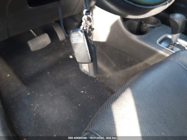 JA4AZ3A36GZ036070 Mitsubishi Outlander Sel