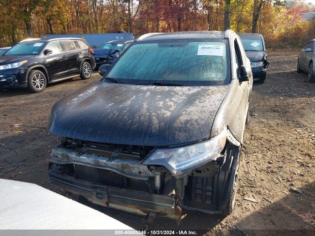 JA4AZ3A36GZ036070 Mitsubishi Outlander Sel