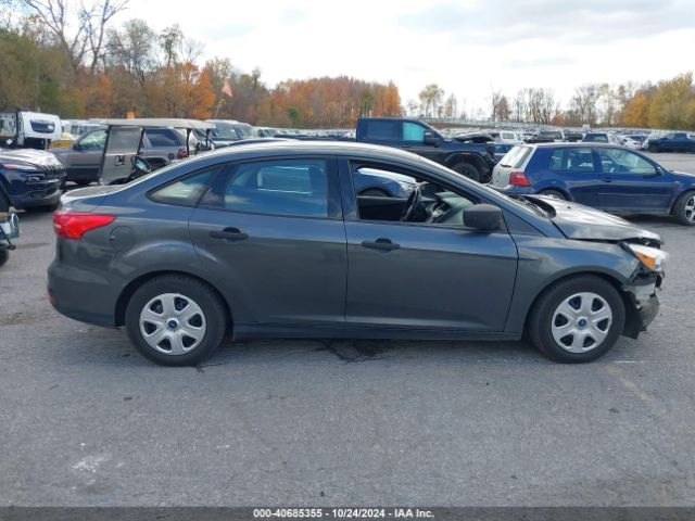 1FADP3E2XHL229374 Ford FOCUS S