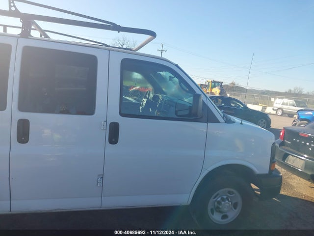 Chevrolet Express 3500 Ls 2015 1GAZGZFG0F1167790 Image 13