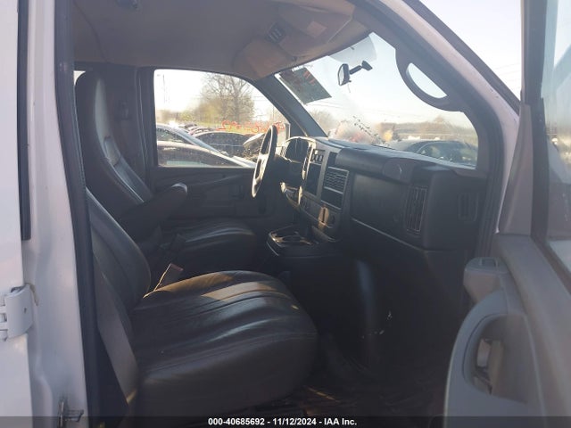 Chevrolet Express 3500 Ls 2015 1GAZGZFG0F1167790 Image 5