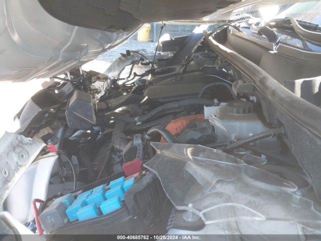 2T3MWRFV1KW025477 Toyota Rav4 Hybrid Le