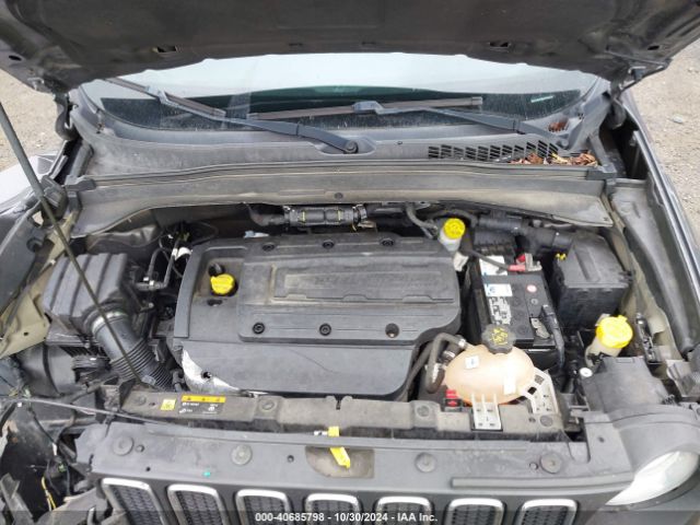 ZACCJAAWXGPD85526 Jeep Renegade Sport