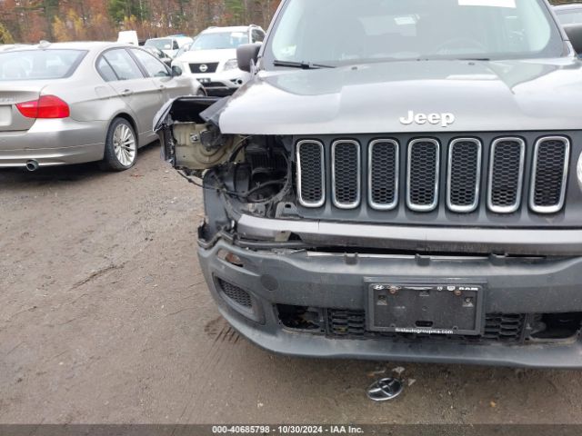 ZACCJAAWXGPD85526 Jeep Renegade Sport