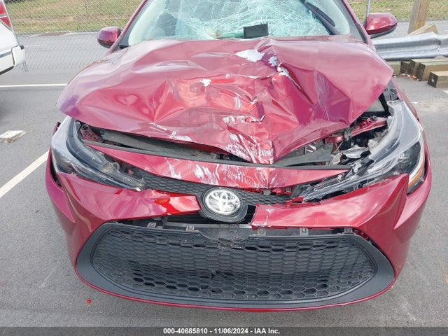 Toyota COROLLA LE 2022 5YFEPMAE1NP322212 Image 17
