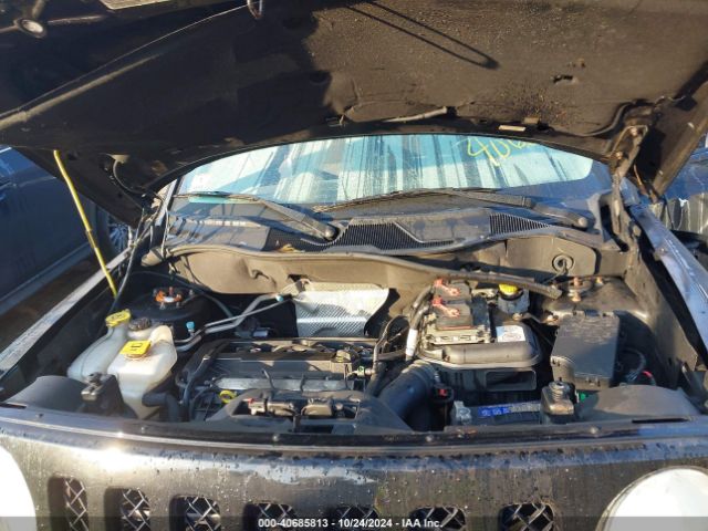 1C4NJPFA6GD640468 Jeep Patriot Latitude