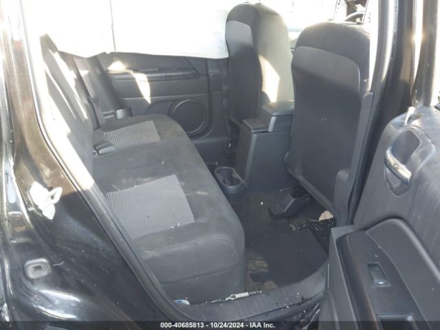 1C4NJPFA6GD640468 Jeep Patriot Latitude