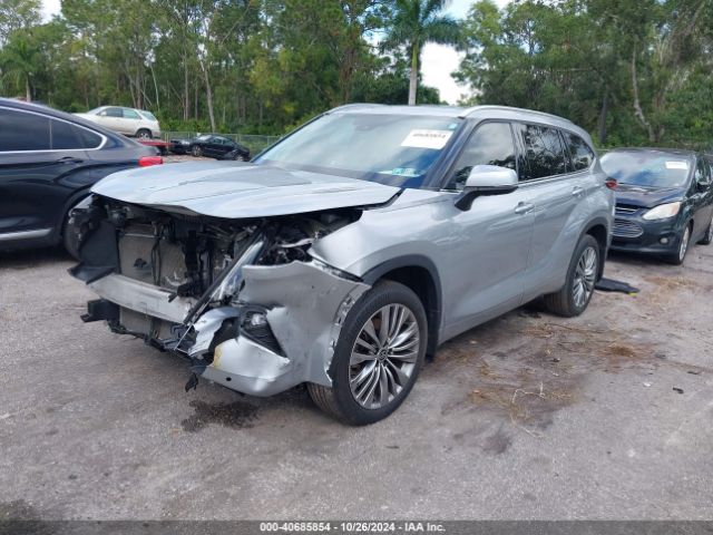 5TDFZRBH3MS129389 Toyota Highlander Platinum