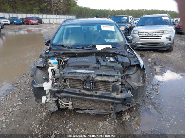 1VWBT7A34GC061262 Volkswagen Passat 1.8t Se
