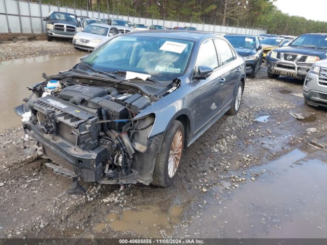1VWBT7A34GC061262 Volkswagen Passat 1.8t Se