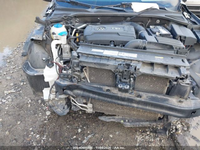 1VWBT7A34GC061262 Volkswagen Passat 1.8t Se