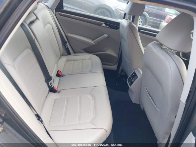 1VWBT7A34GC061262 Volkswagen Passat 1.8t Se