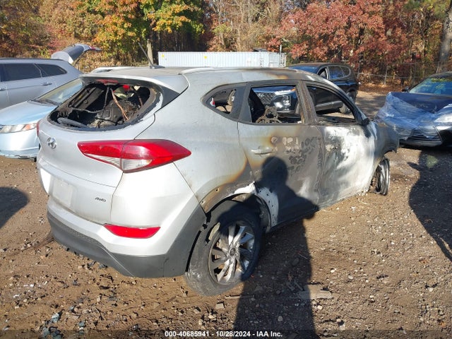 Hyundai TUCSON SE 2017 KM8J3CA46HU378323 Image 4