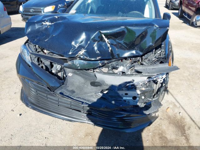 4T1B11HKXJU085744 Toyota CAMRY LE