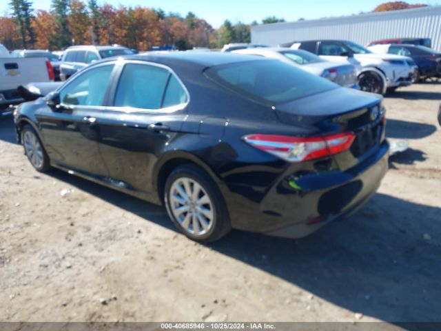 4T1B11HKXJU085744 Toyota CAMRY LE