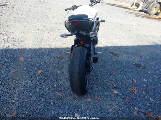 2024 TRIUMPH MOTORCYCLE STREET TRIPLE SMTA604S7RTBL1120 Photo 5