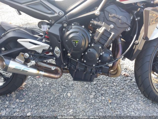 2024 TRIUMPH MOTORCYCLE STREET TRIPLE SMTA604S7RTBL1120 Photo 7