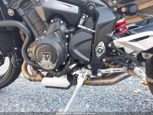 2024 TRIUMPH MOTORCYCLE STREET TRIPLE SMTA604S7RTBL1120 Photo 8