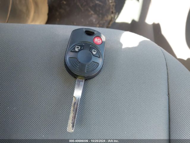 1FMCU0F79JUA01871 Ford ESCAPE S