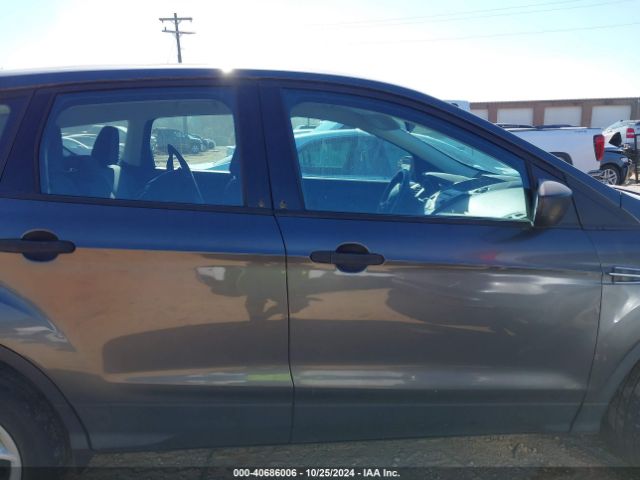 1FMCU0F79JUA01871 Ford ESCAPE S