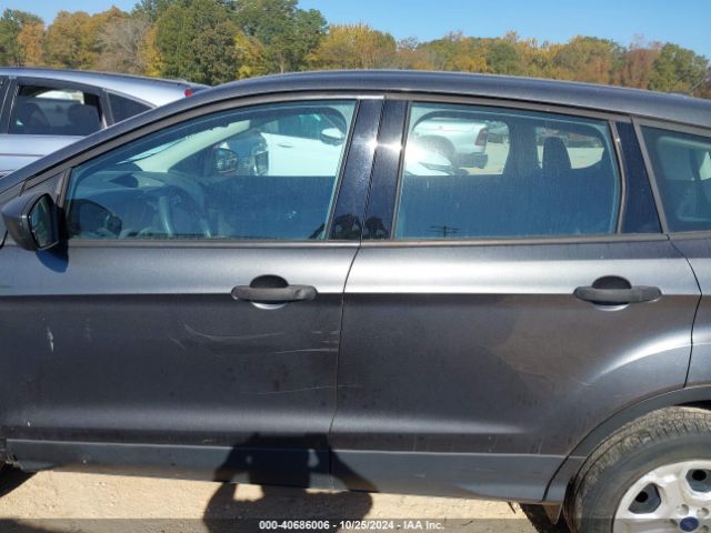 1FMCU0F79JUA01871 Ford ESCAPE S