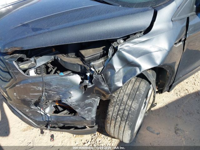 1FMCU0F79JUA01871 Ford ESCAPE S