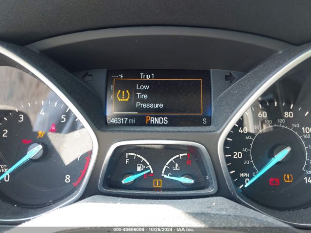 1FMCU0F79JUA01871 Ford ESCAPE S