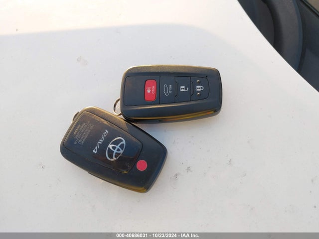 Toyota Rav4 Xle Premium 2020 JTMC1RFVXLD517529 Image 11