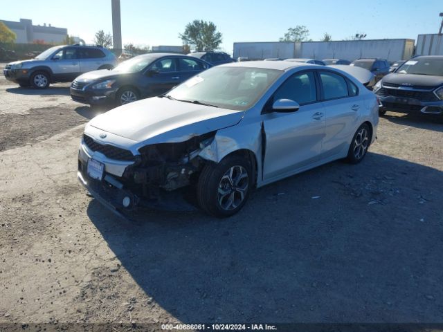 3KPF24AD7KE114052 KIA Forte Lxs
