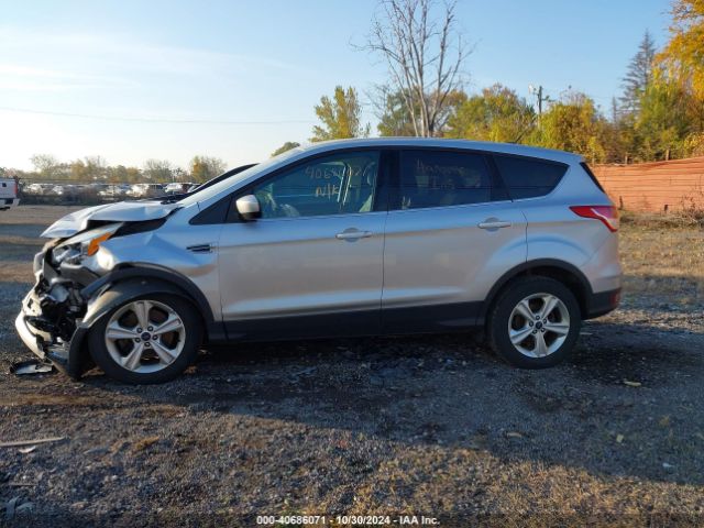 1FMCU9GX7FUA64283 Ford ESCAPE SE