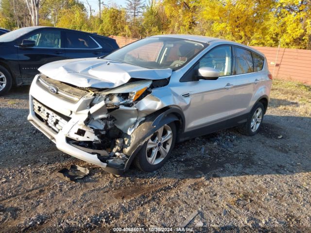 1FMCU9GX7FUA64283 Ford ESCAPE SE