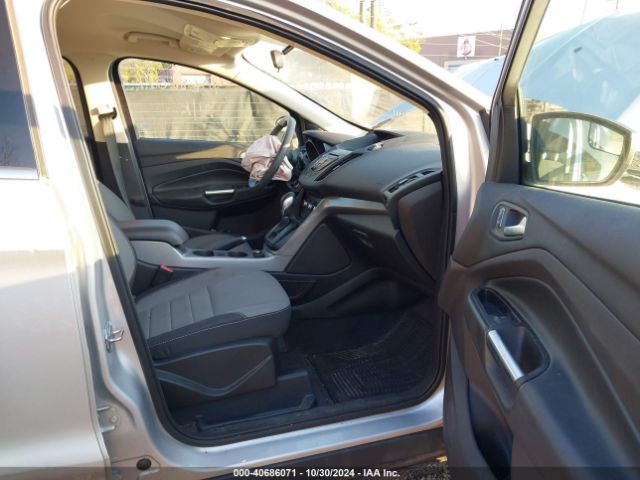1FMCU9GX7FUA64283 Ford ESCAPE SE