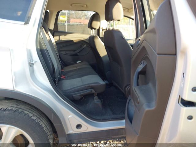1FMCU9GX7FUA64283 Ford ESCAPE SE