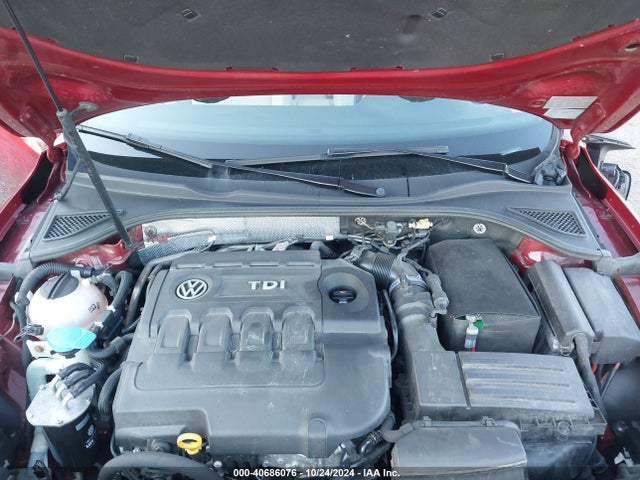 Volkswagen Passat 2.0l Tdi Se 2015 1VWBV7A32FC064816 Image 10