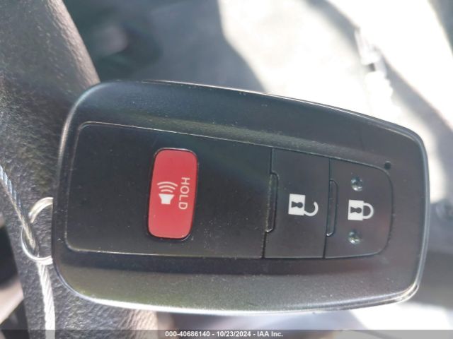 JTDKAMFU4N3170035 Toyota Prius Le