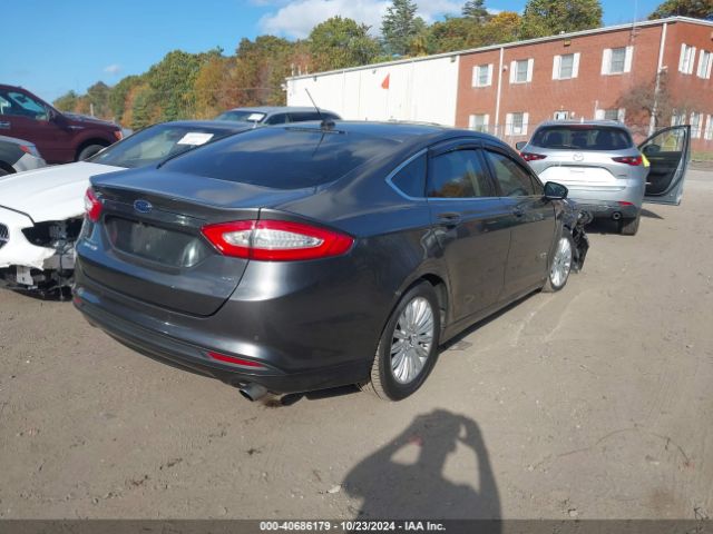 3FA6P0PU4GR401761 Ford Fusion Energi Se Luxury